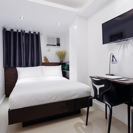 Nest Nano Suites Poblacion - Makati Makati City Bagian luar foto