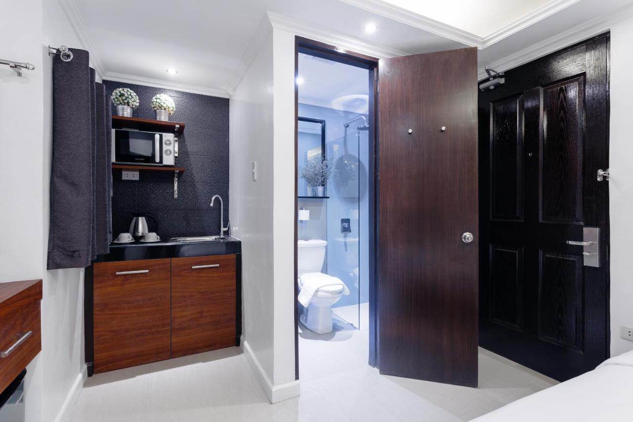 Nest Nano Suites Poblacion - Makati Makati City Bagian luar foto